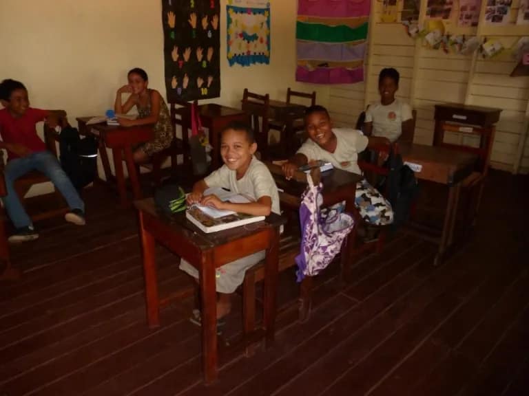 Cirilo Neto na Escola da Comunidade Mel da Pedreira.